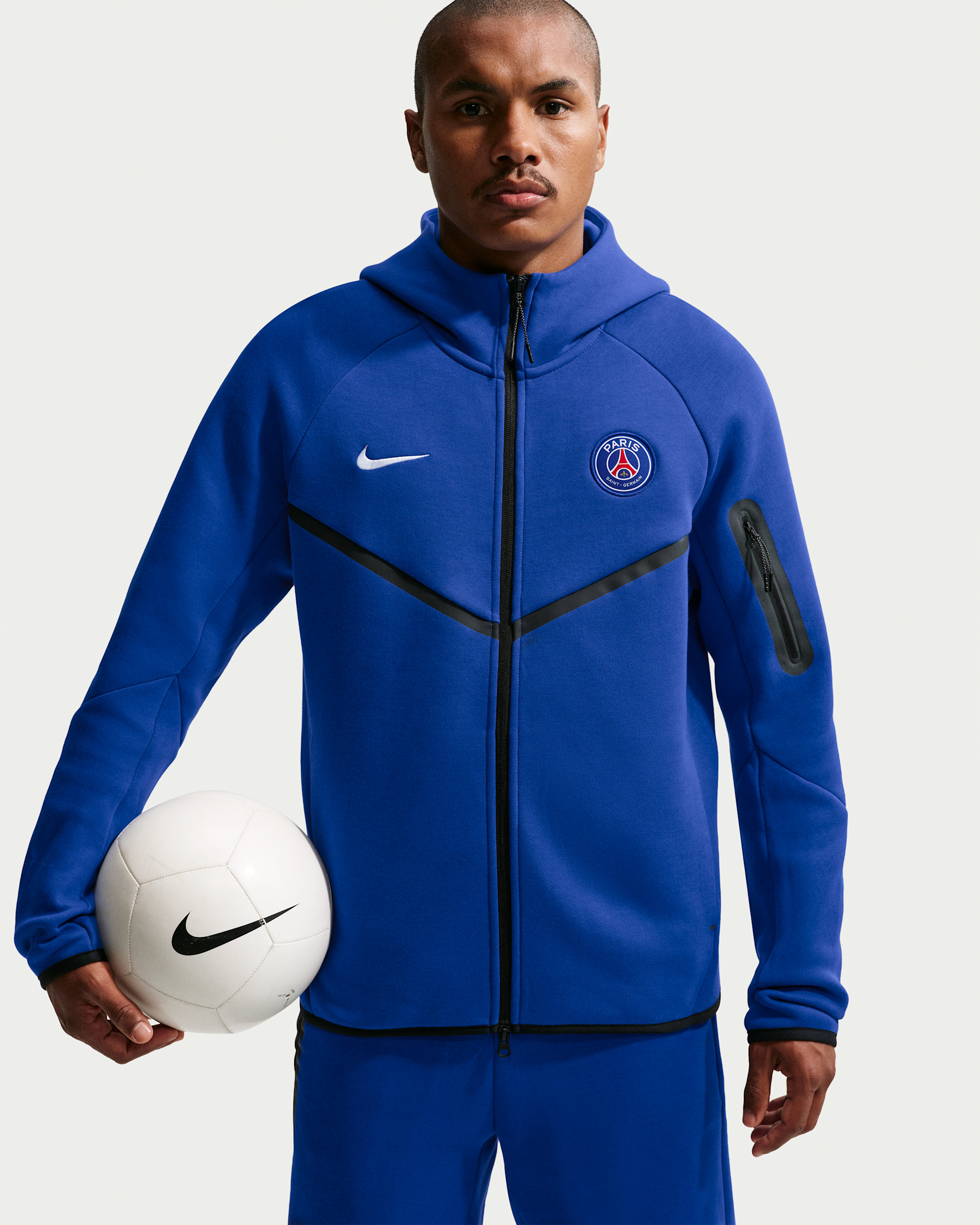 Nike Paris Saint-Germain ウィンドブレーカー Paris Saint-Germain Tech Fleece Windrunner Men's Nike Football